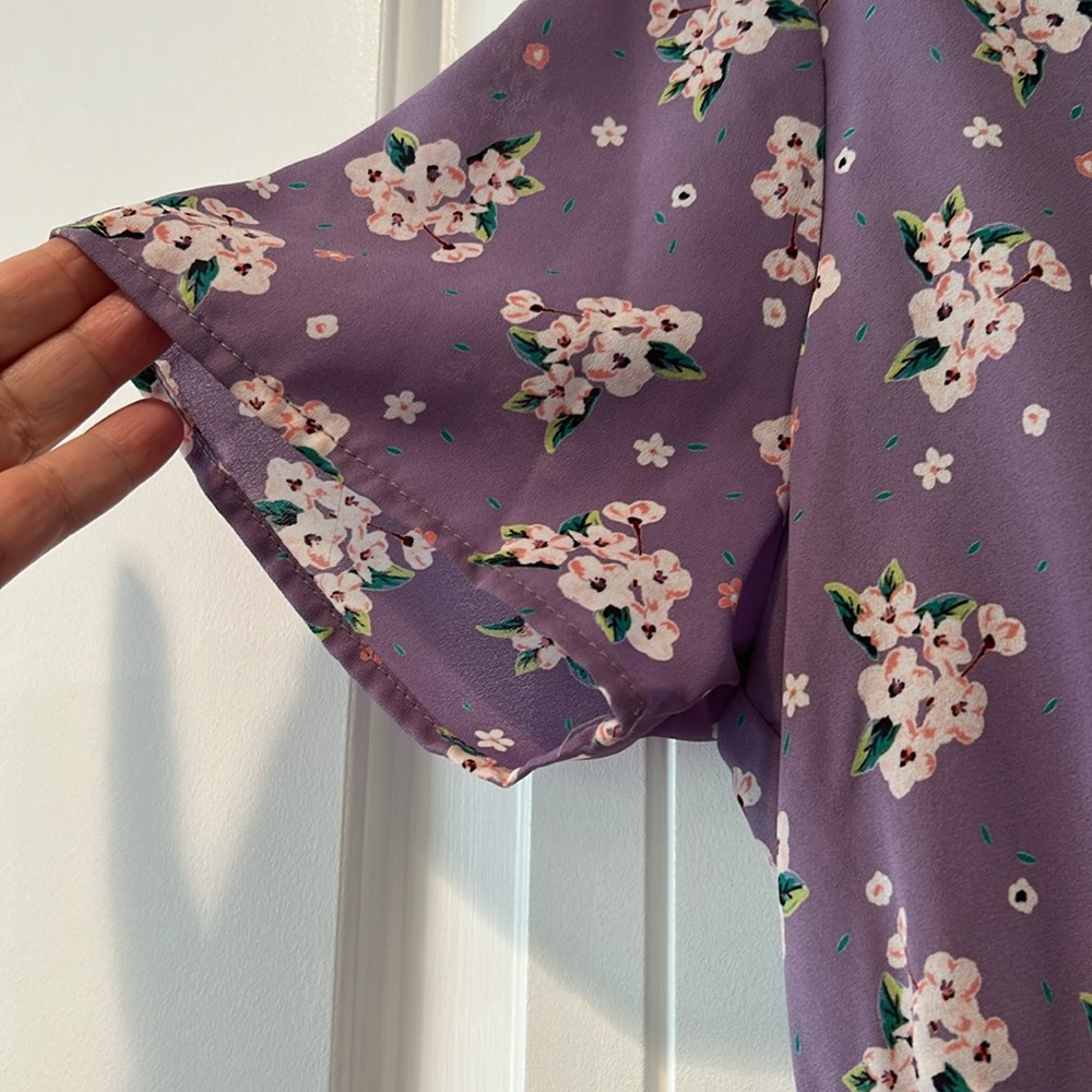 Purple Floral V-Neck Dress - Picture 6 of 8